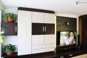 Стенка цвета Орех Канада темный и Дуб Шамони светлый