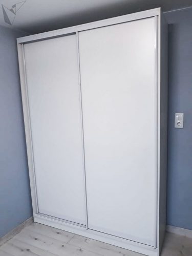 Белый шкаф-купе в детскую для наших постоянных заказчиков