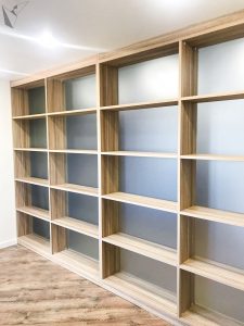 Стеллаж для зонирования помещения